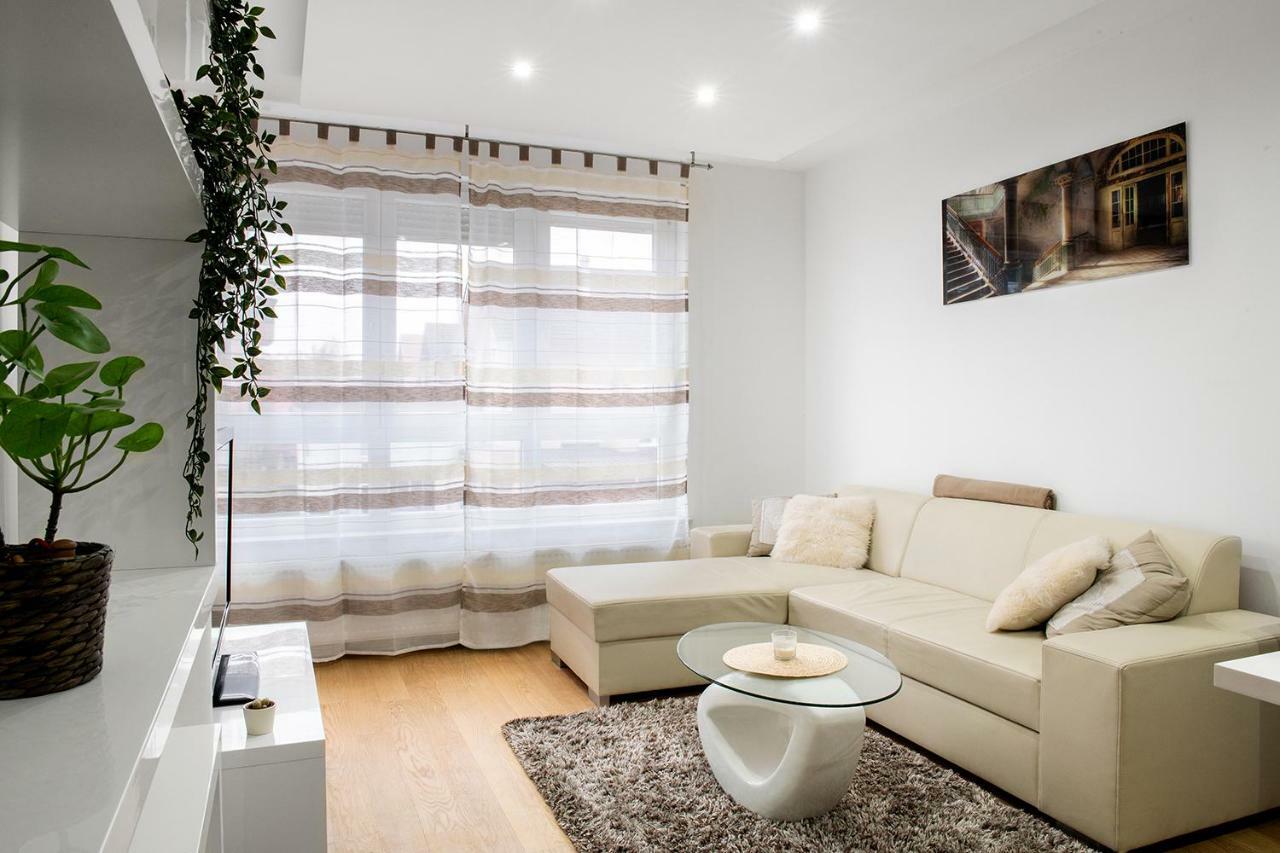 Sauna - Flexible Selfcheckins 6 - Zagreb - Garage - Electric Vehicle Ccharger - Loggia - New - Luxury - Apartments Repinc 6 Exterior photo